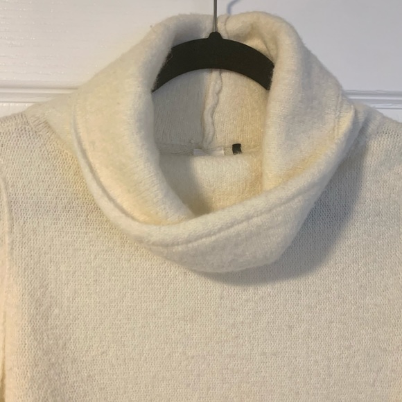 Anthropologie Fringe Sweater - Picture 5 of 6